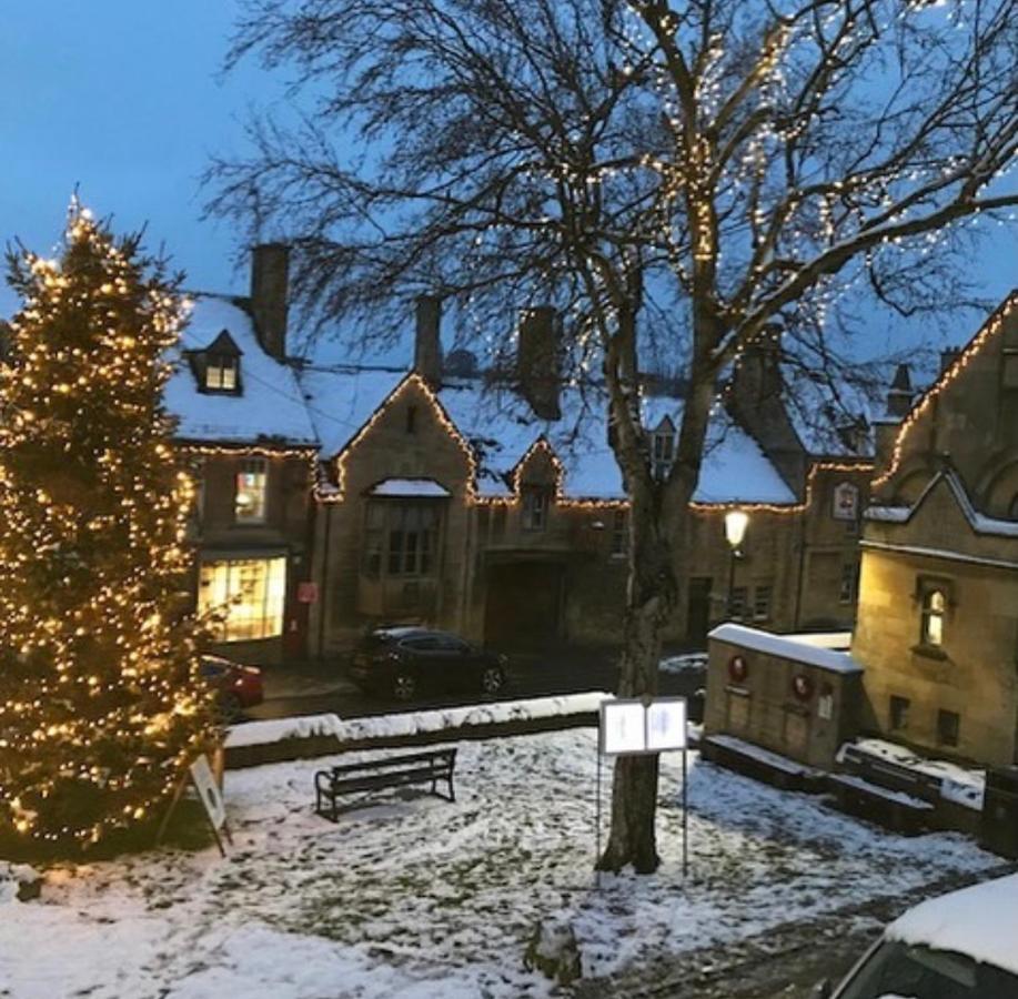 Vine Cottage ชิปปิงแคมป์เดน ภายนอก รูปภาพ